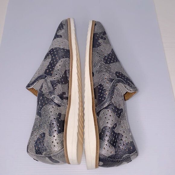 Trask Andi Perforated Flat In Pewter Camouflage Suede Size 7M - Picture 12 of 14
